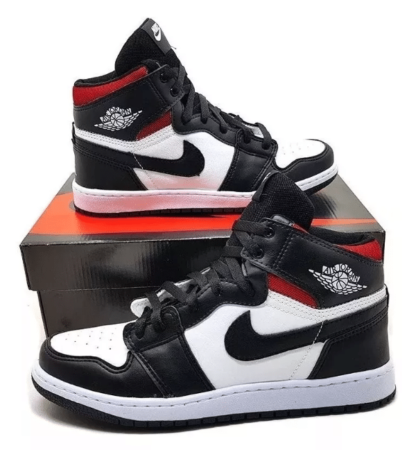 Nike Air Jordan 1 High 'NRG' (Preto/Branco/Vermelho) - Imagem 2