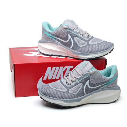 Nike Vomero 17 (Cinza/Verde) - Imagem 2